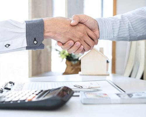 Finishing to successful deal of real estate